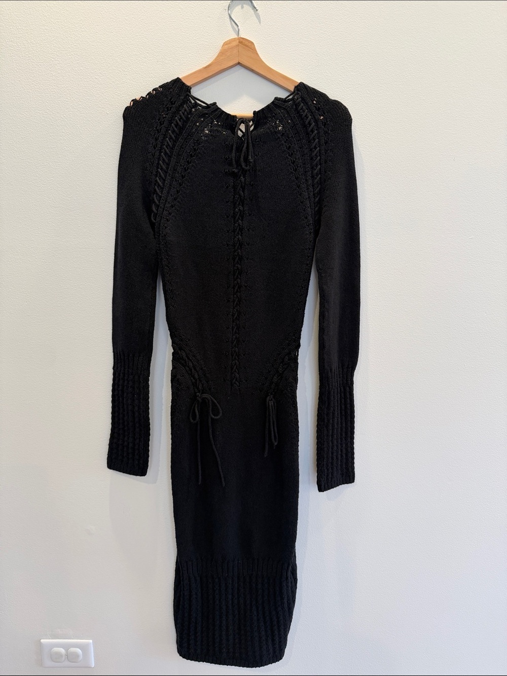 Rare CUSHNIE ET OCHS As Seen On Kim Kardashian Black Lace Up Cutout Knit Dress - Picture 4 of 8